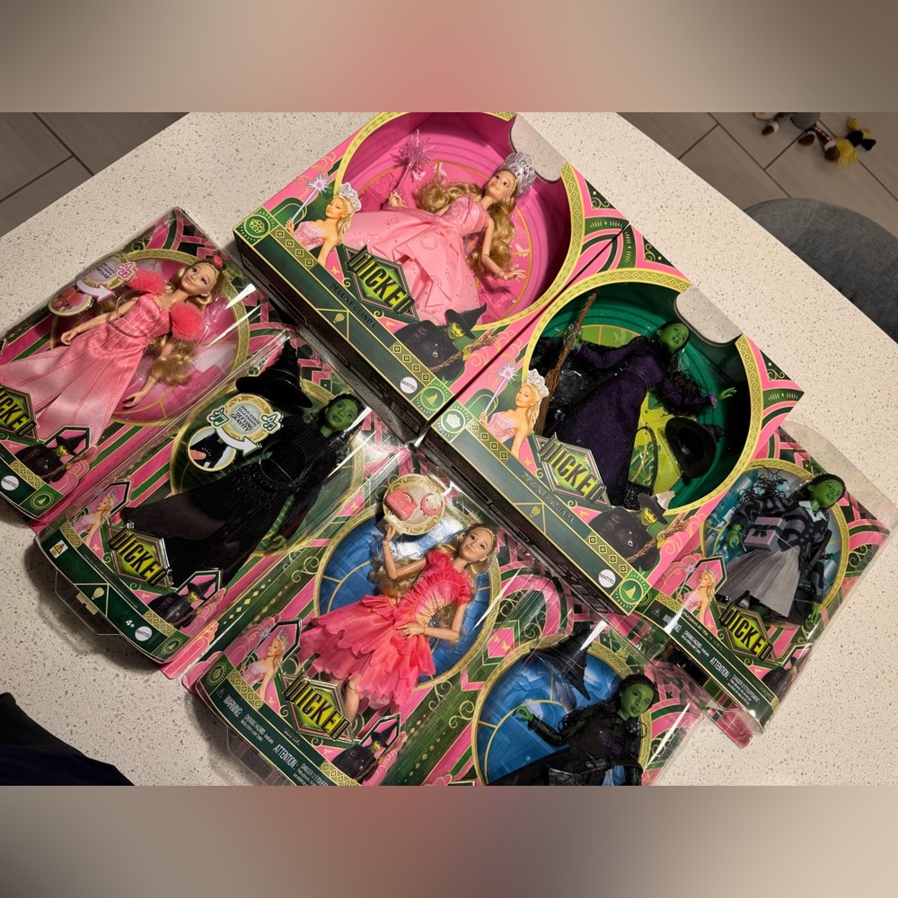 Wicked Mattel Dolls - ALL 7 Elphaba & Glinda Varieties  - Singing, Shiz, Deluxe